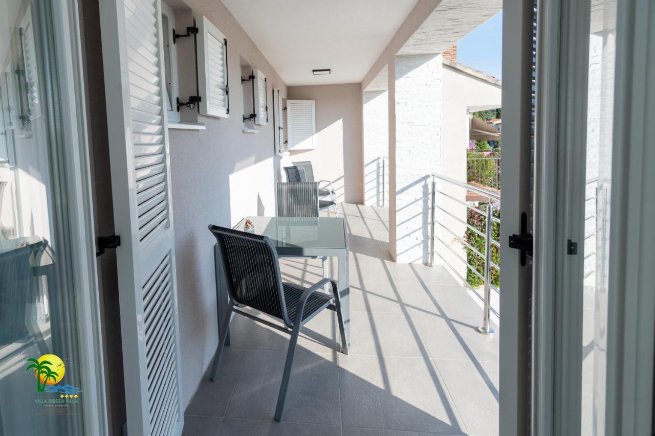 Villa Green Palm Vrsar Exterior photo
